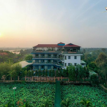 Khu Nghi Duong Huong Sen - Binh My, Cu Chi Otel Ho Şi Min Dış mekan fotoğraf